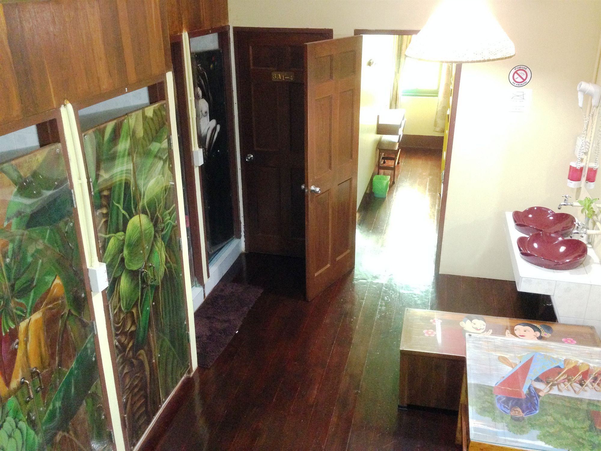 Baan Bovorn Hostel Банкок Екстериор снимка