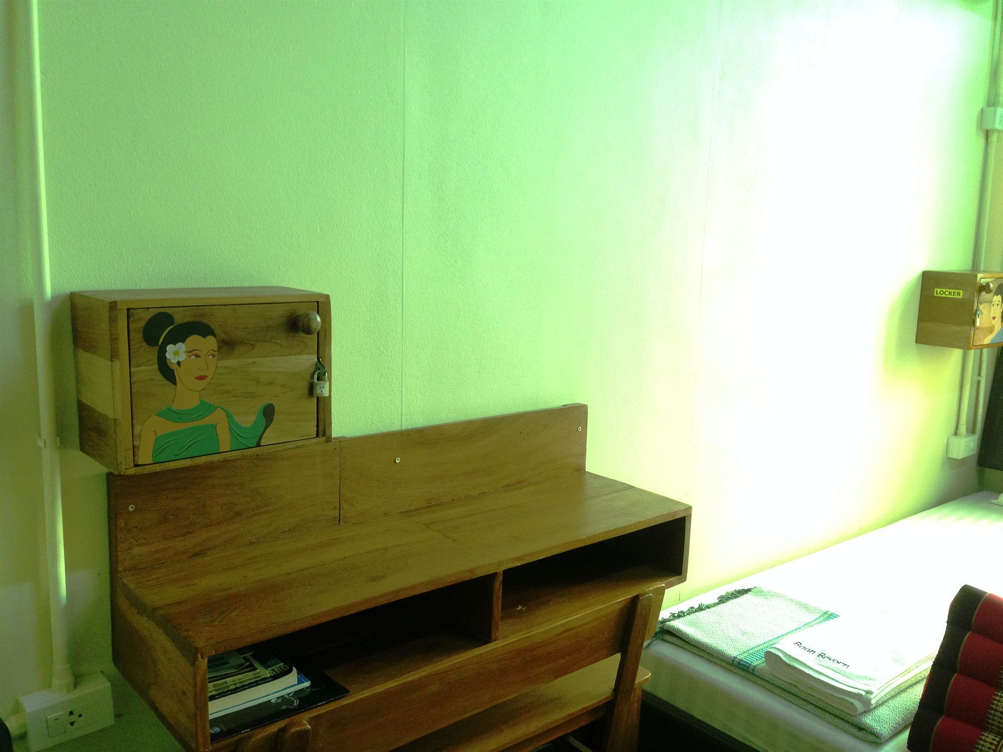 Baan Bovorn Hostel Банкок Екстериор снимка