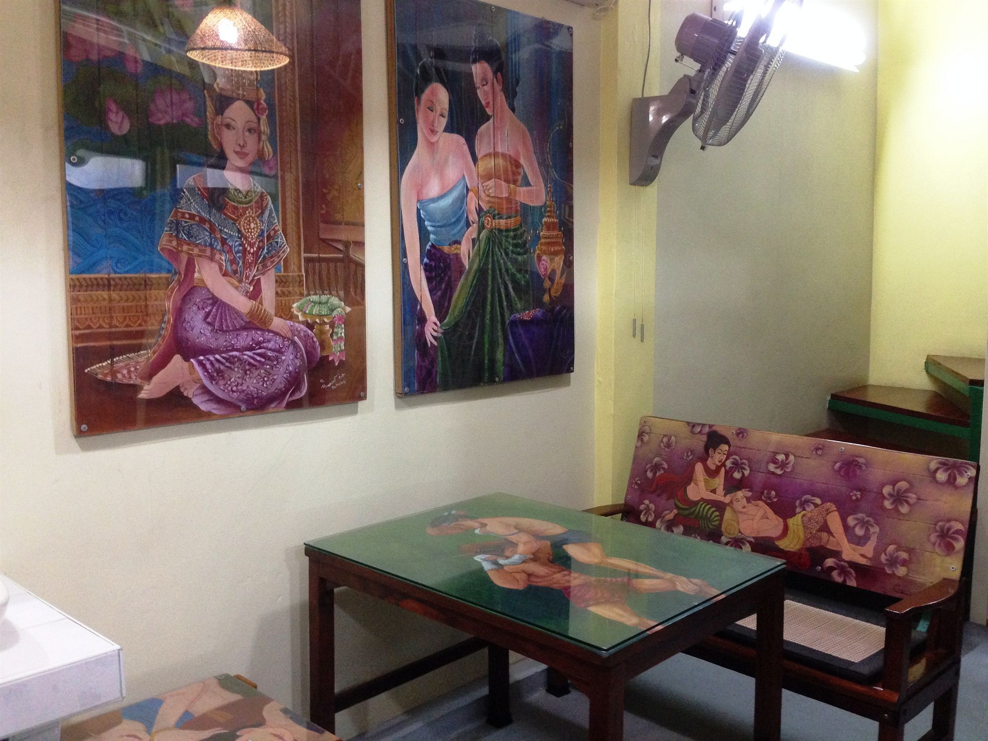 Baan Bovorn Hostel Банкок Екстериор снимка