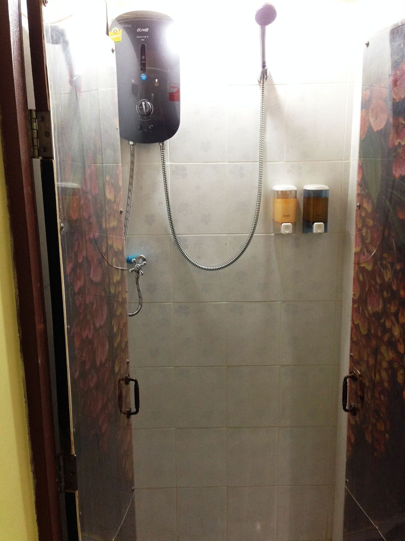 Baan Bovorn Hostel Банкок Екстериор снимка